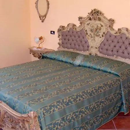 Casa Tavasso 3* 아스티